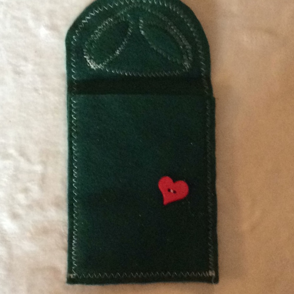 Handmade Felt Pouch Set - Picture 10 of 16